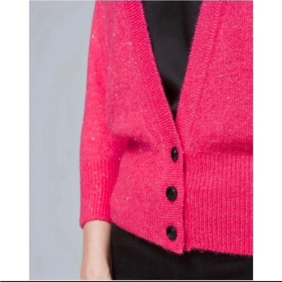 🌺 WHBM Deep V-Neck Button Cardigan - Picture 3 of 8